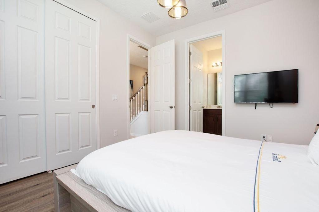 Bsv1823 - Luxury 8 Bedroom 6 Bathroom Villa In The Desirable Solara Resort Kissimmee Exterior photo